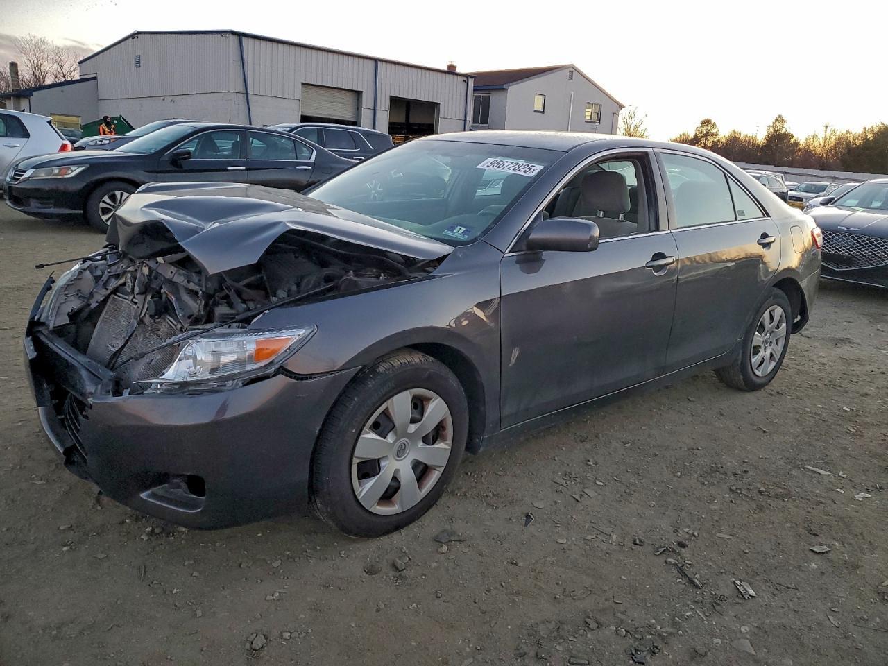 2011 TOYOTA CAMRY
