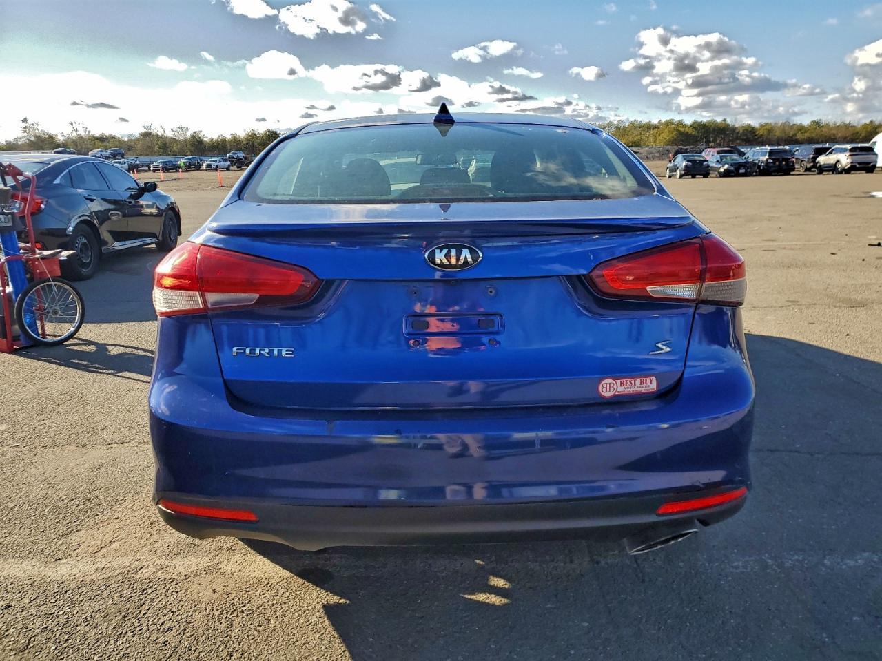 2017 KIA FORTE