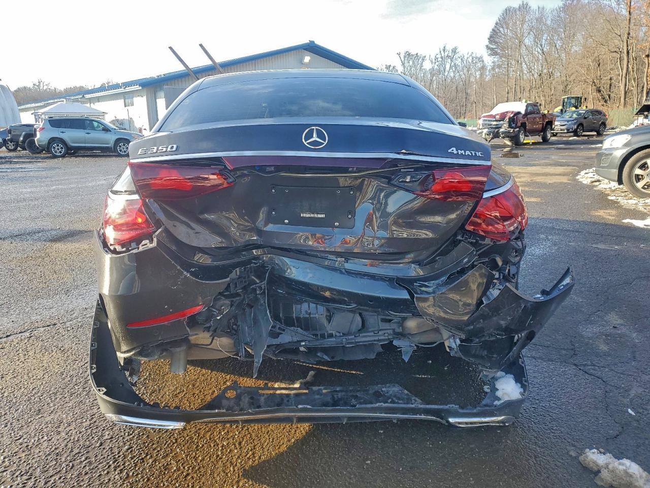 2024 MERCEDES-BENZ E-Class