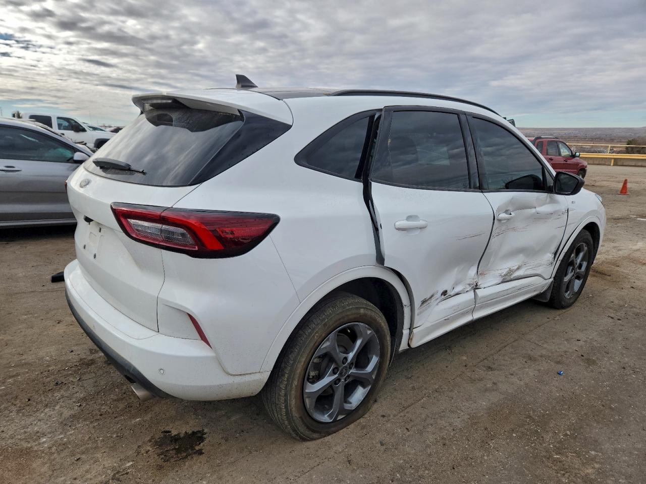 2023 FORD ESCAPE
