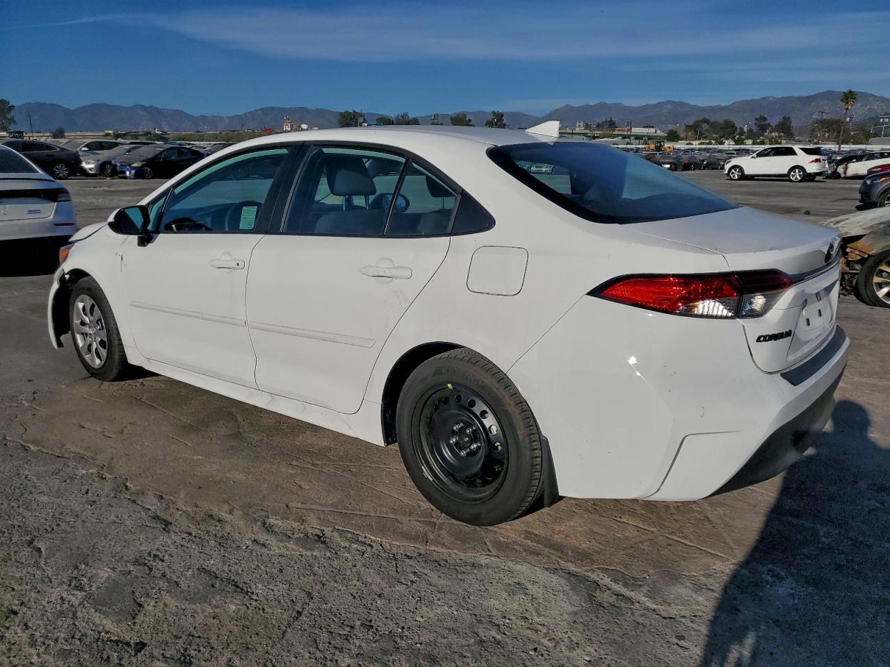 2025 TOYOTA COROLLA