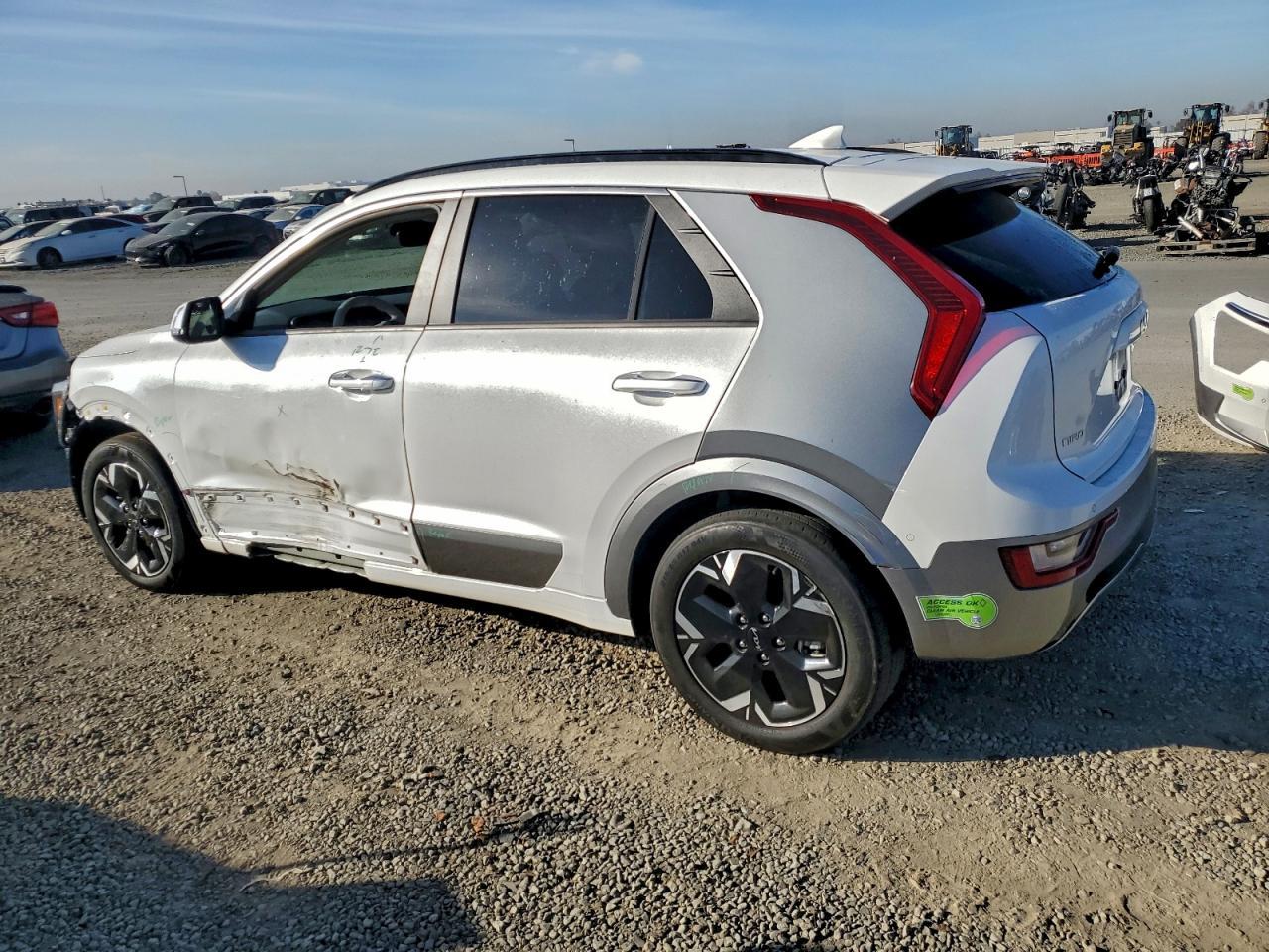 2023 KIA Niro