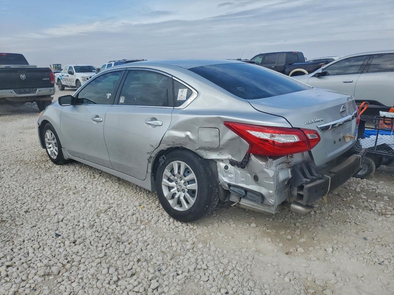 2017 NISSAN ALTIMA