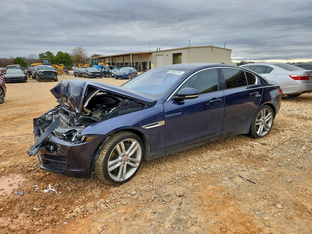 2017 JAGUAR XE