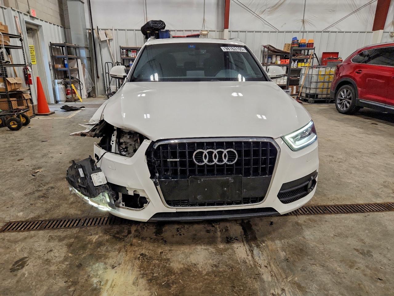 2015 AUDI Q3