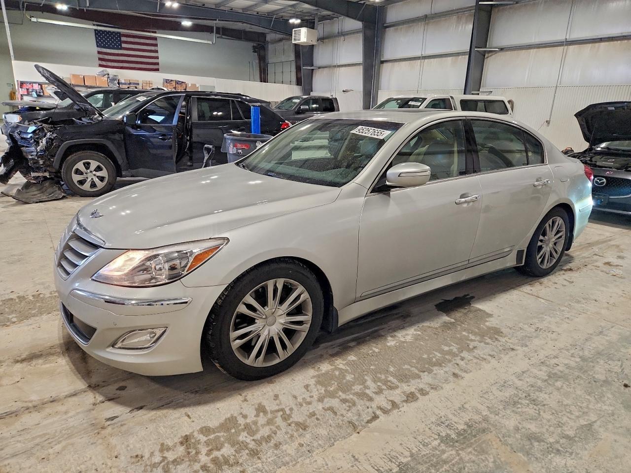 2012 HYUNDAI GENESIS