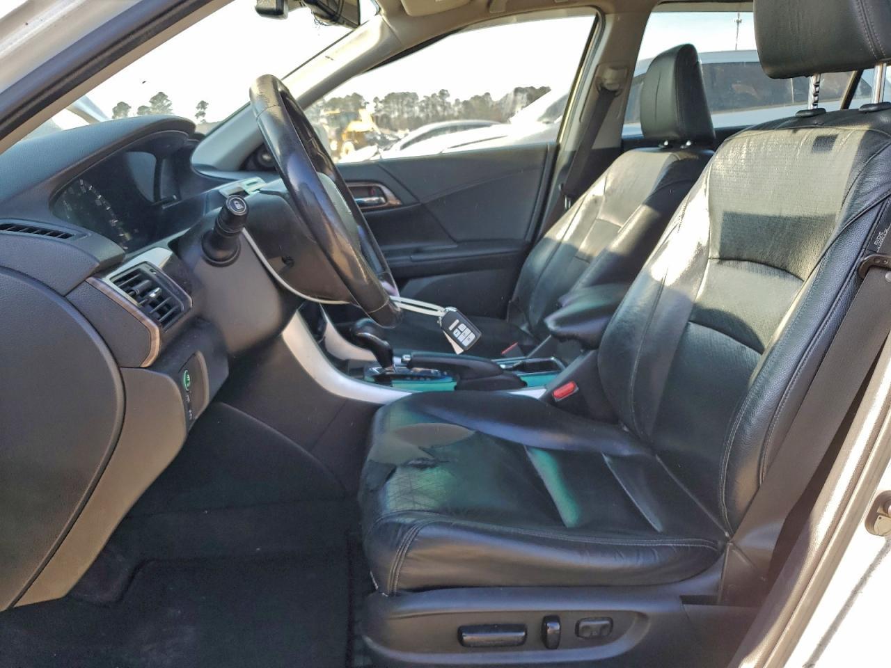 2017 HONDA ACCORD