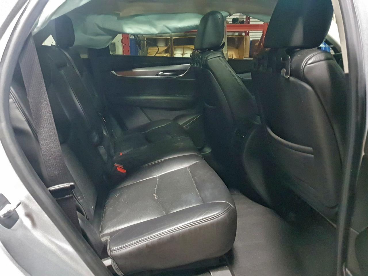 2017 CADILLAC XT5