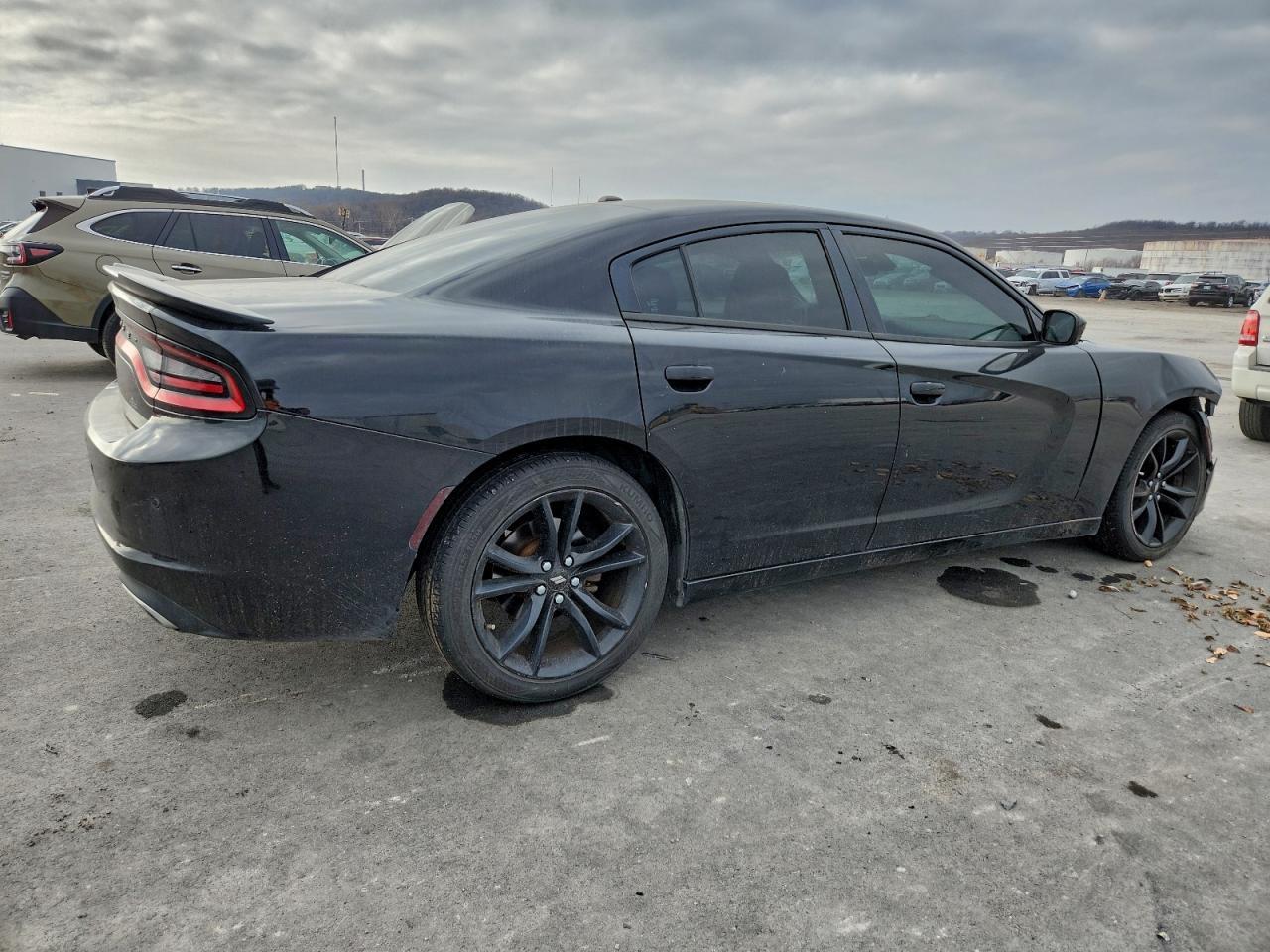 2017 DODGE CHARGER