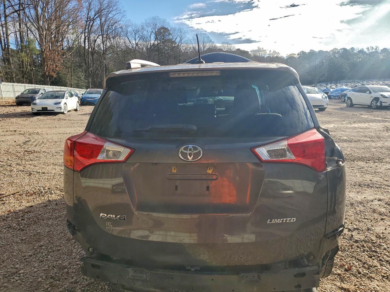 2015 TOYOTA RAV4