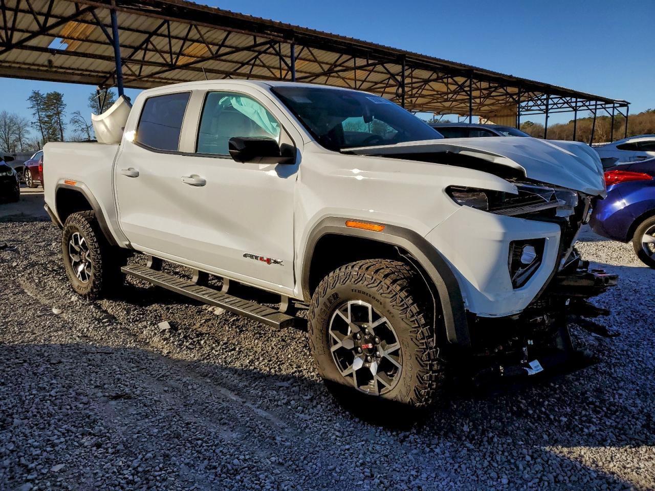 2025 GMC CANYON