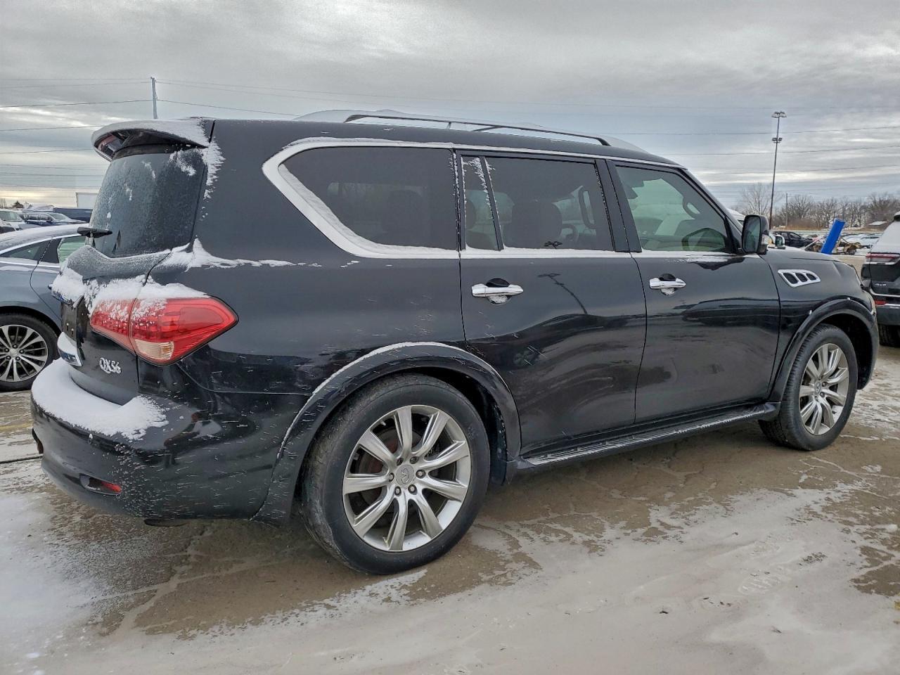 2011 INFINITI QX56
