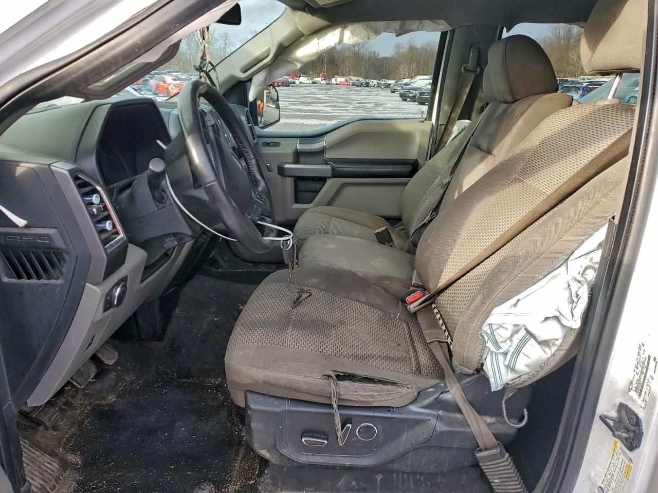 2015 FORD F-150