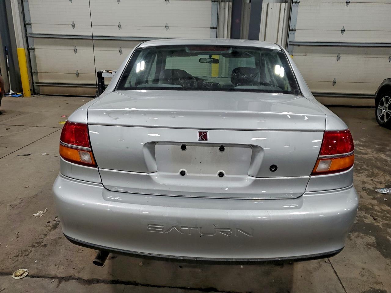 2001 SATURN L100
