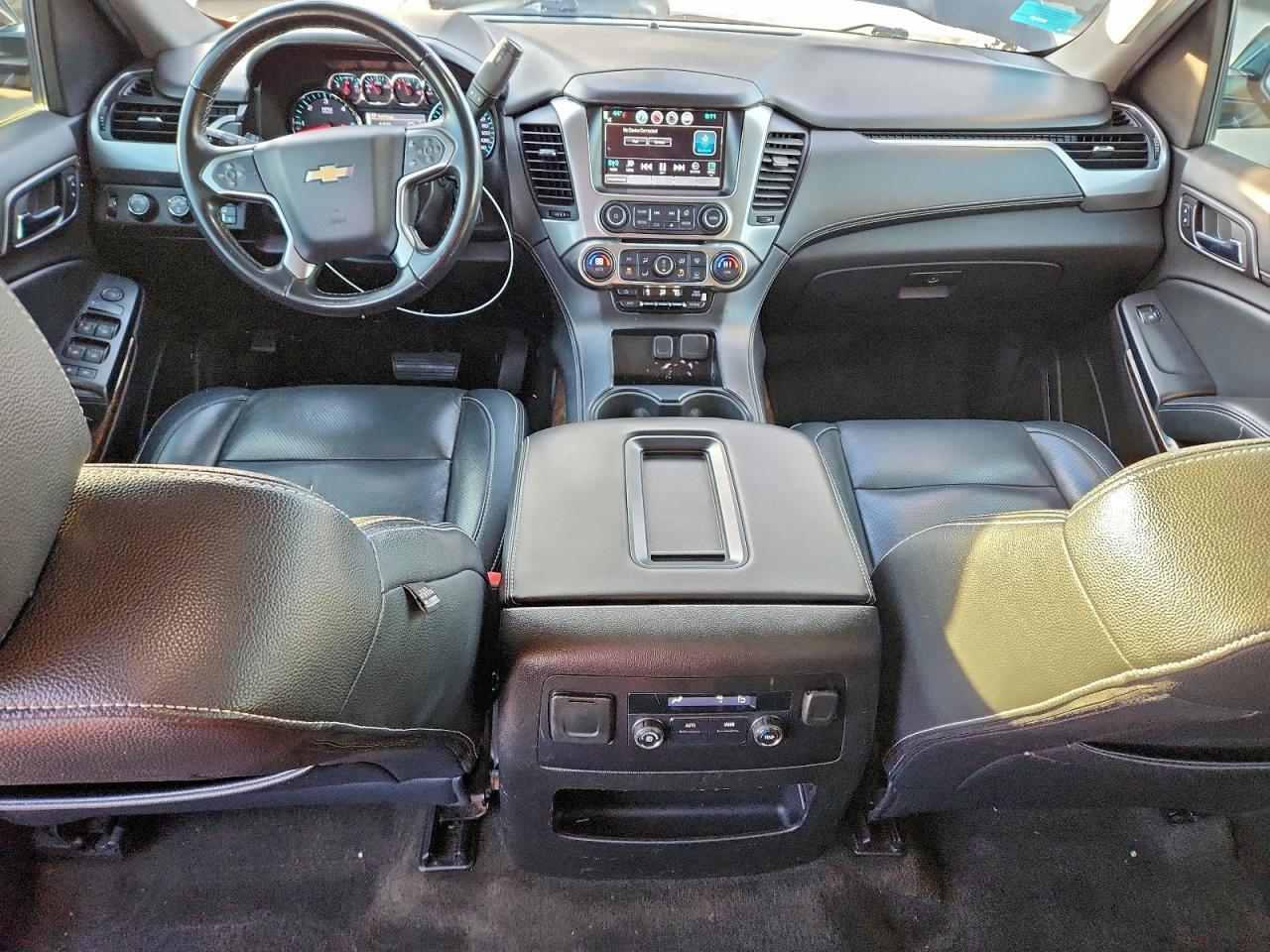 2016 CHEVROLET Suburban