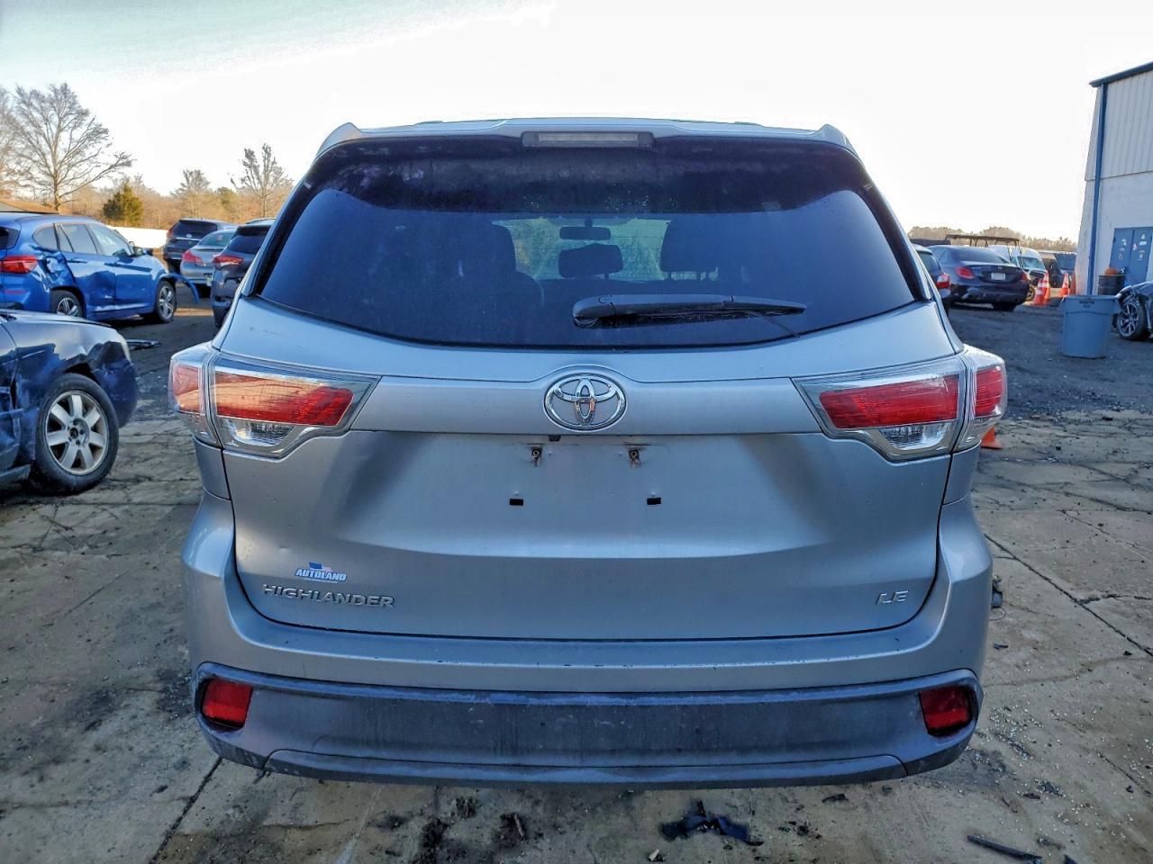 2015 TOYOTA HIGHLANDER