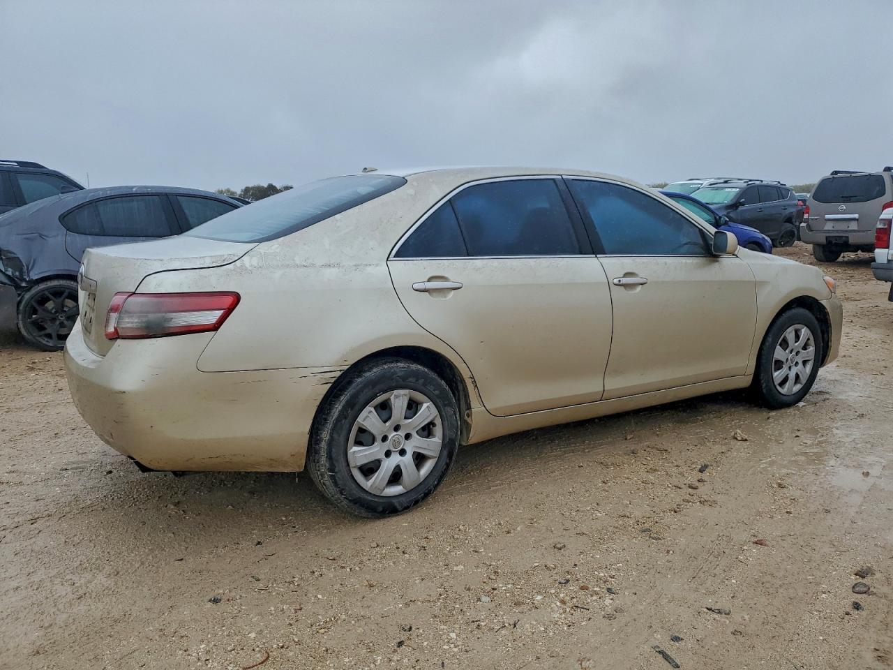 2010 TOYOTA CAMRY