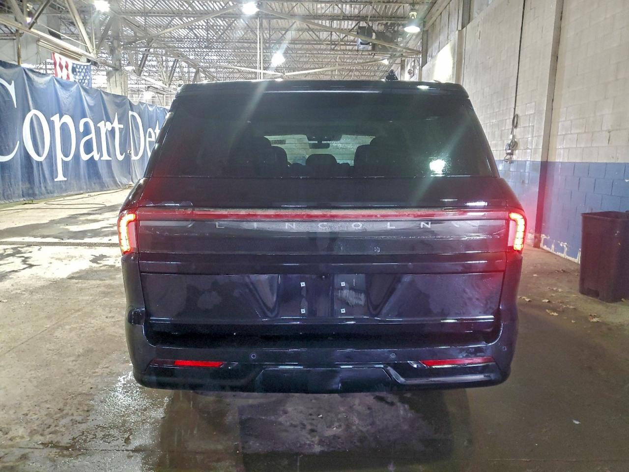 2025 LINCOLN Navigator