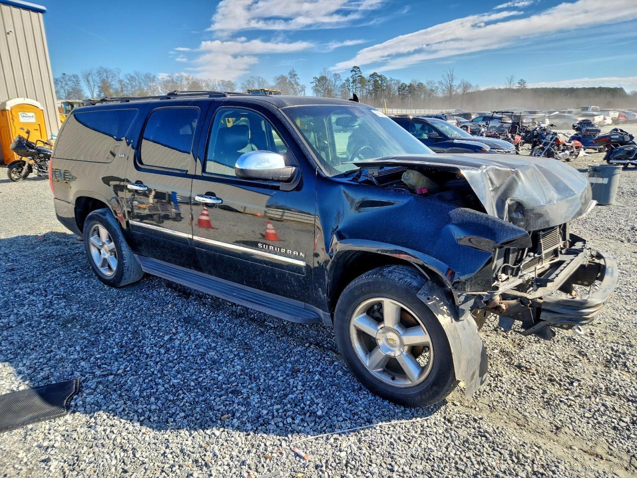 2011 CHEVROLET Suburban
