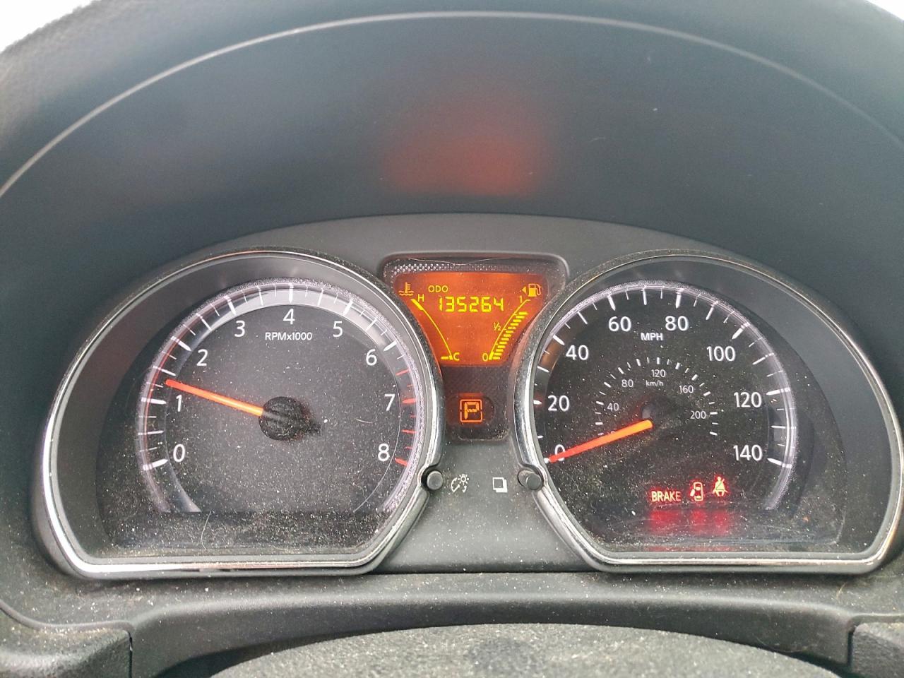 2013 NISSAN VERSA