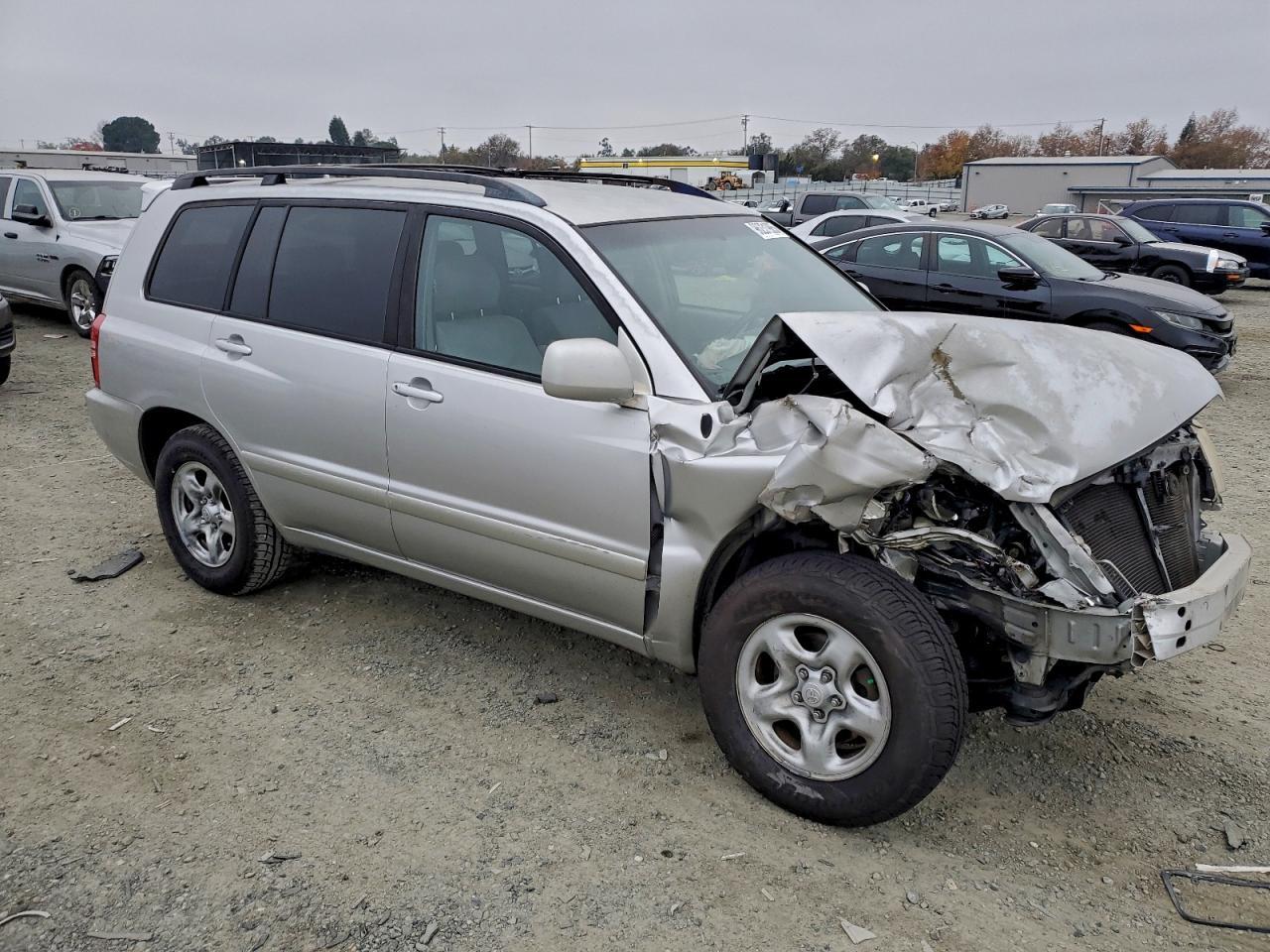 2002 TOYOTA HIGHLANDER