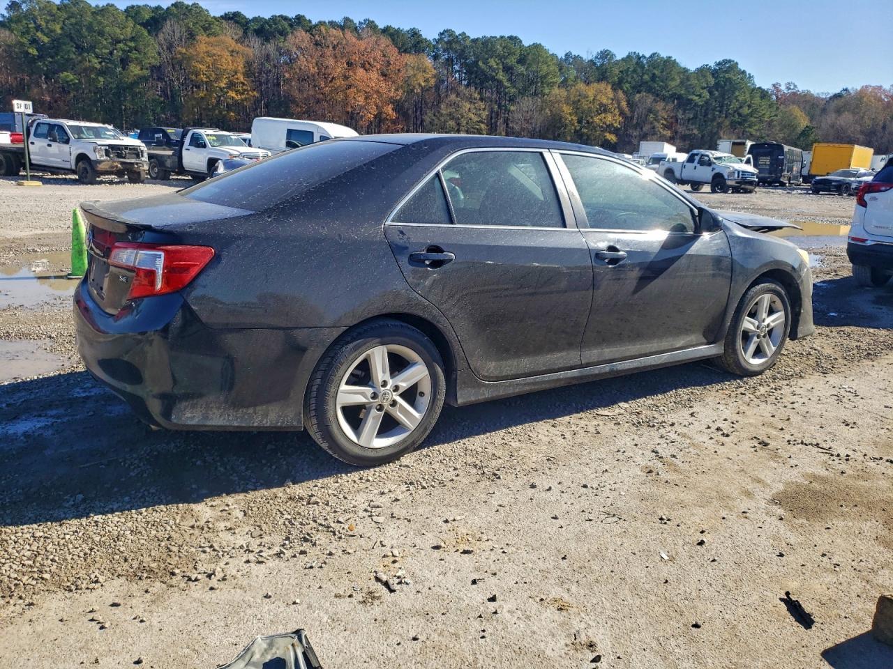 2013 TOYOTA CAMRY