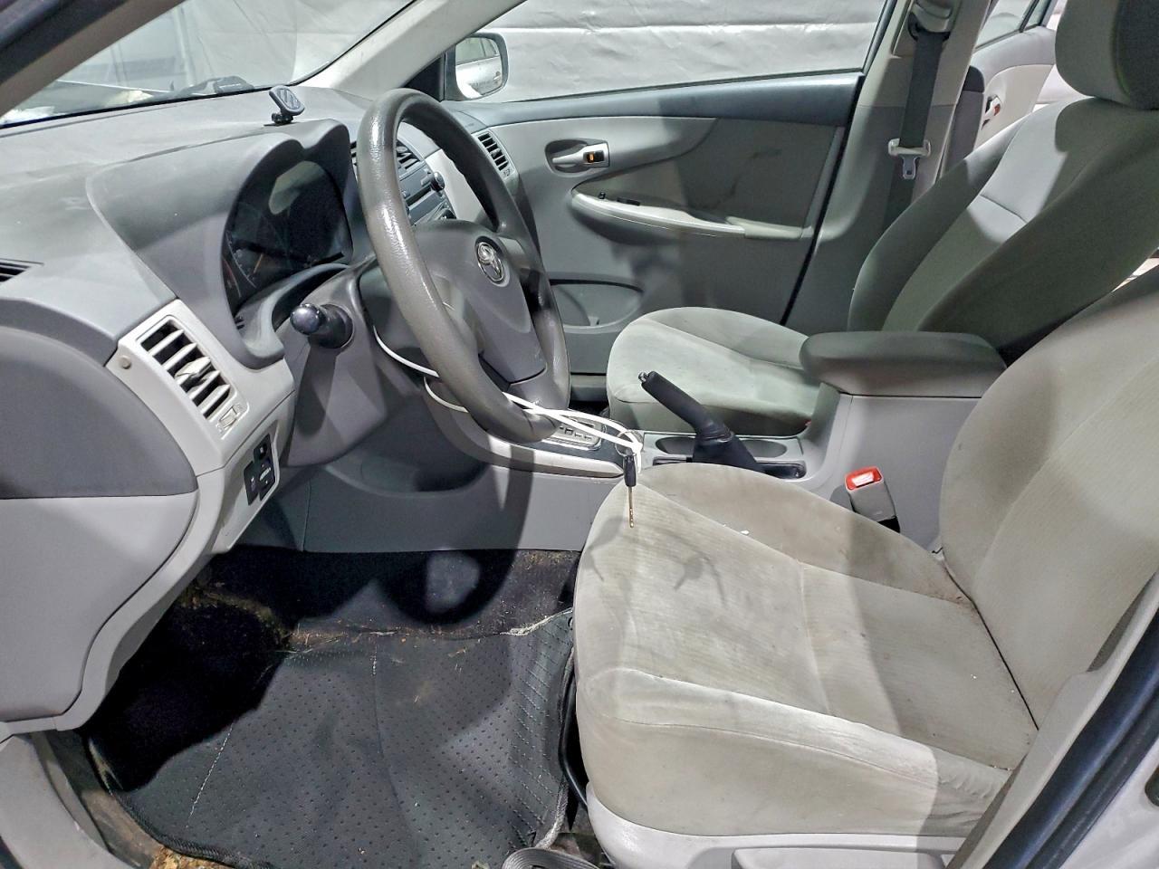 2010 TOYOTA COROLLA