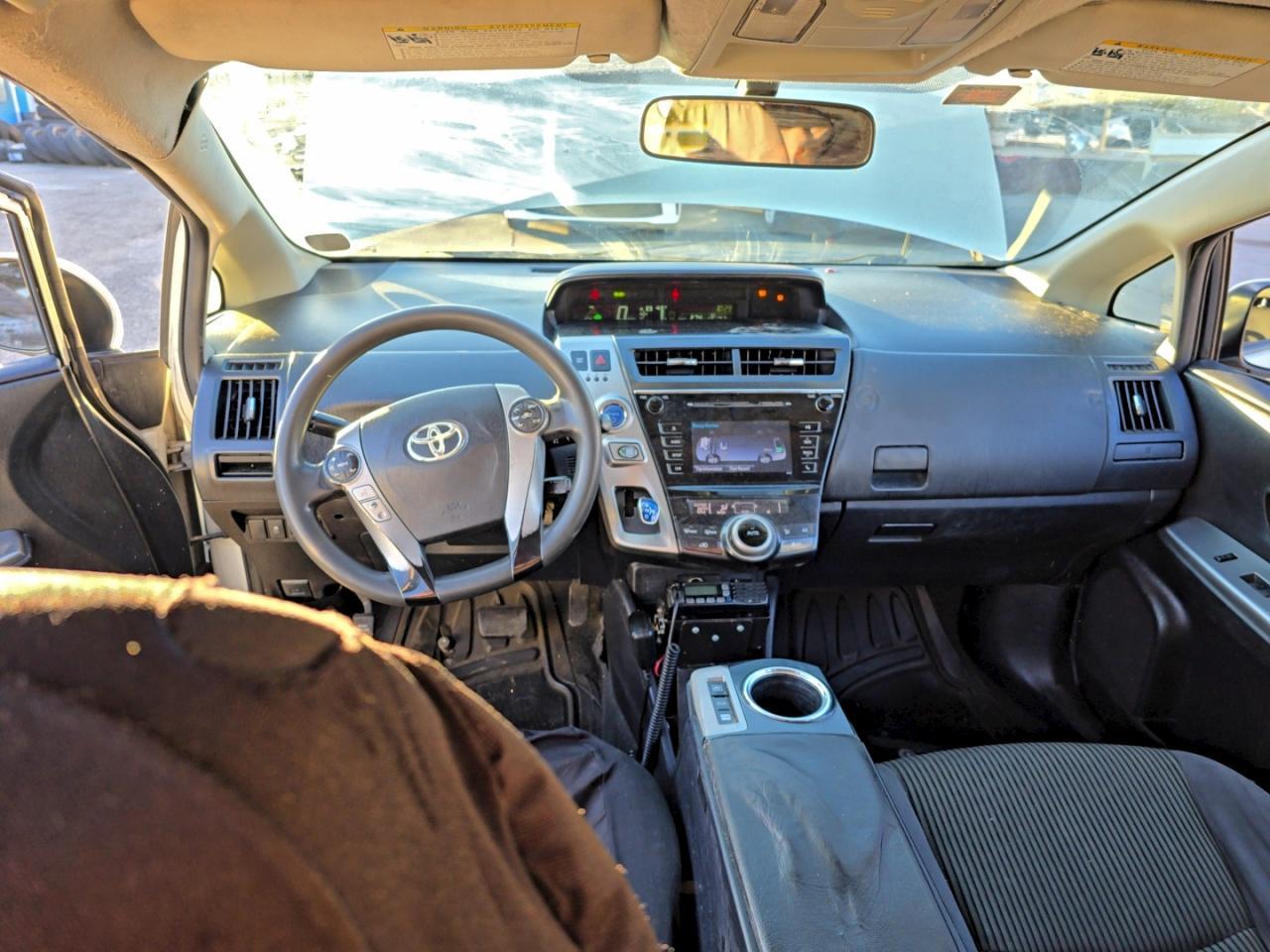 2016 TOYOTA PRIUS V