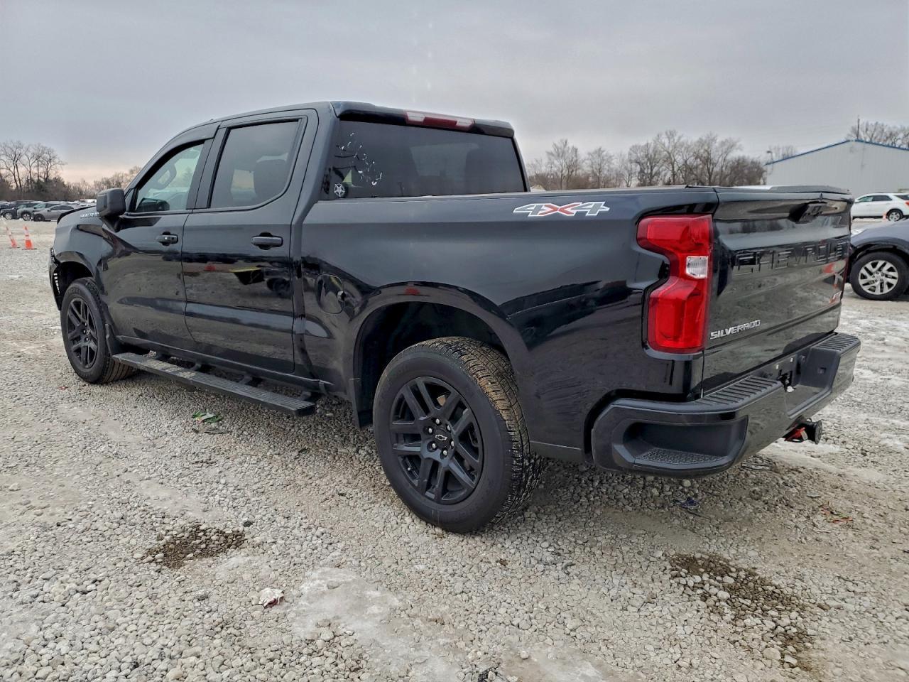 2025 CHEVROLET Silverado