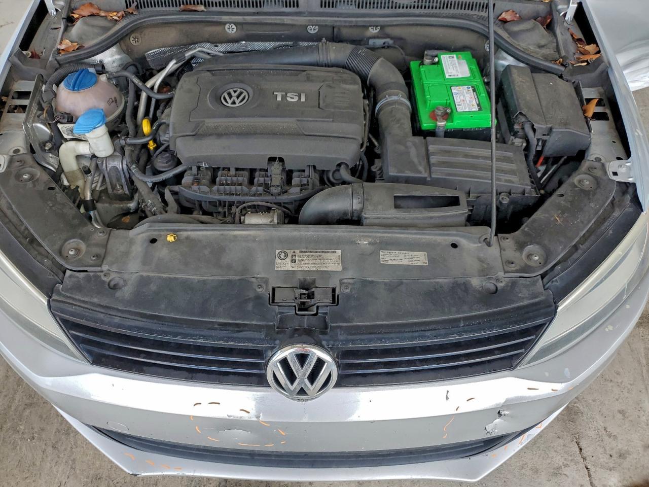 2014 VOLKSWAGEN JETTA