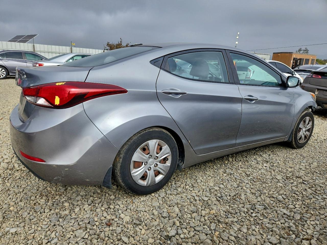 2016 HYUNDAI ELANTRA