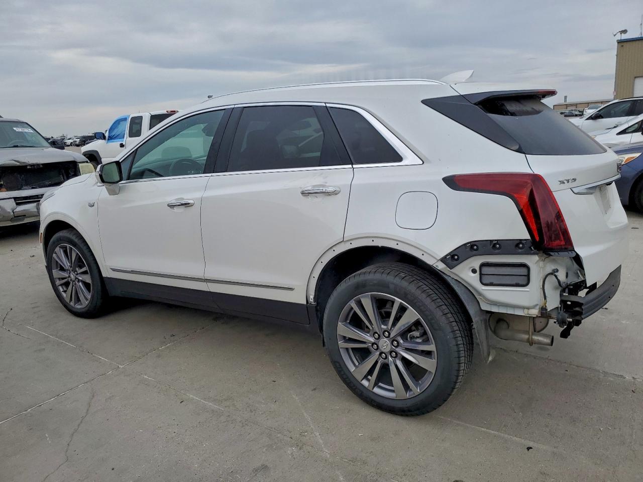2024 CADILLAC XT5