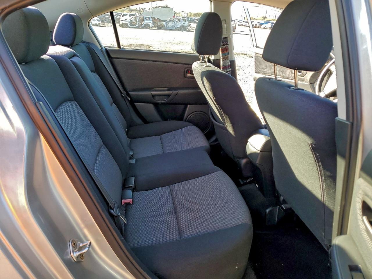 2008 MAZDA 3