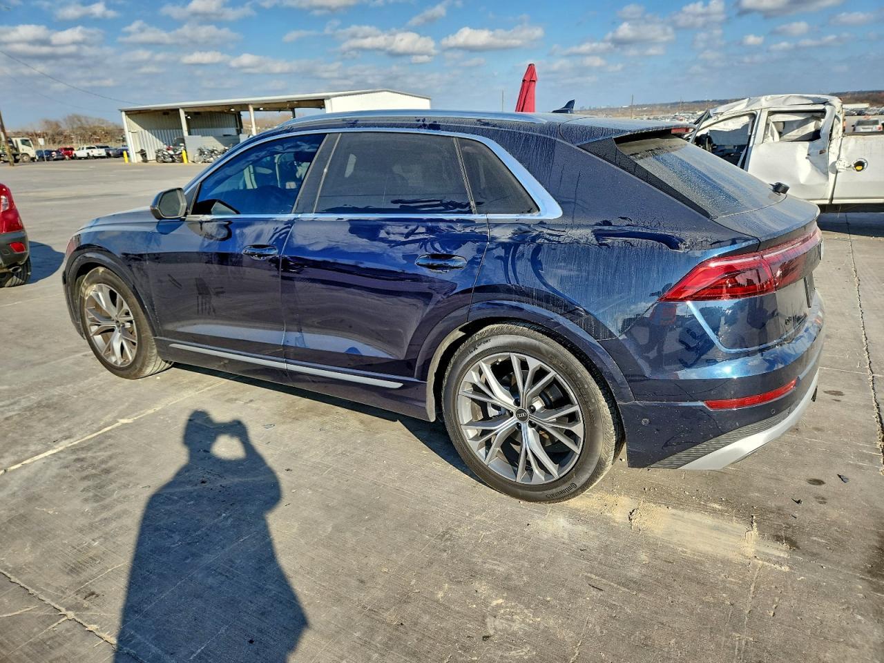 2024 AUDI Q8