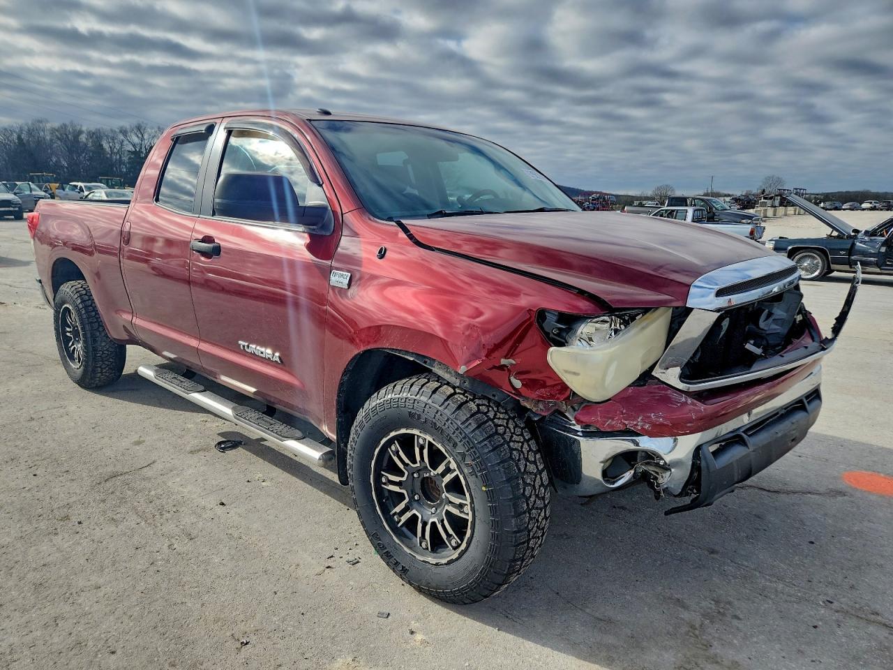2010 TOYOTA TUNDRA
