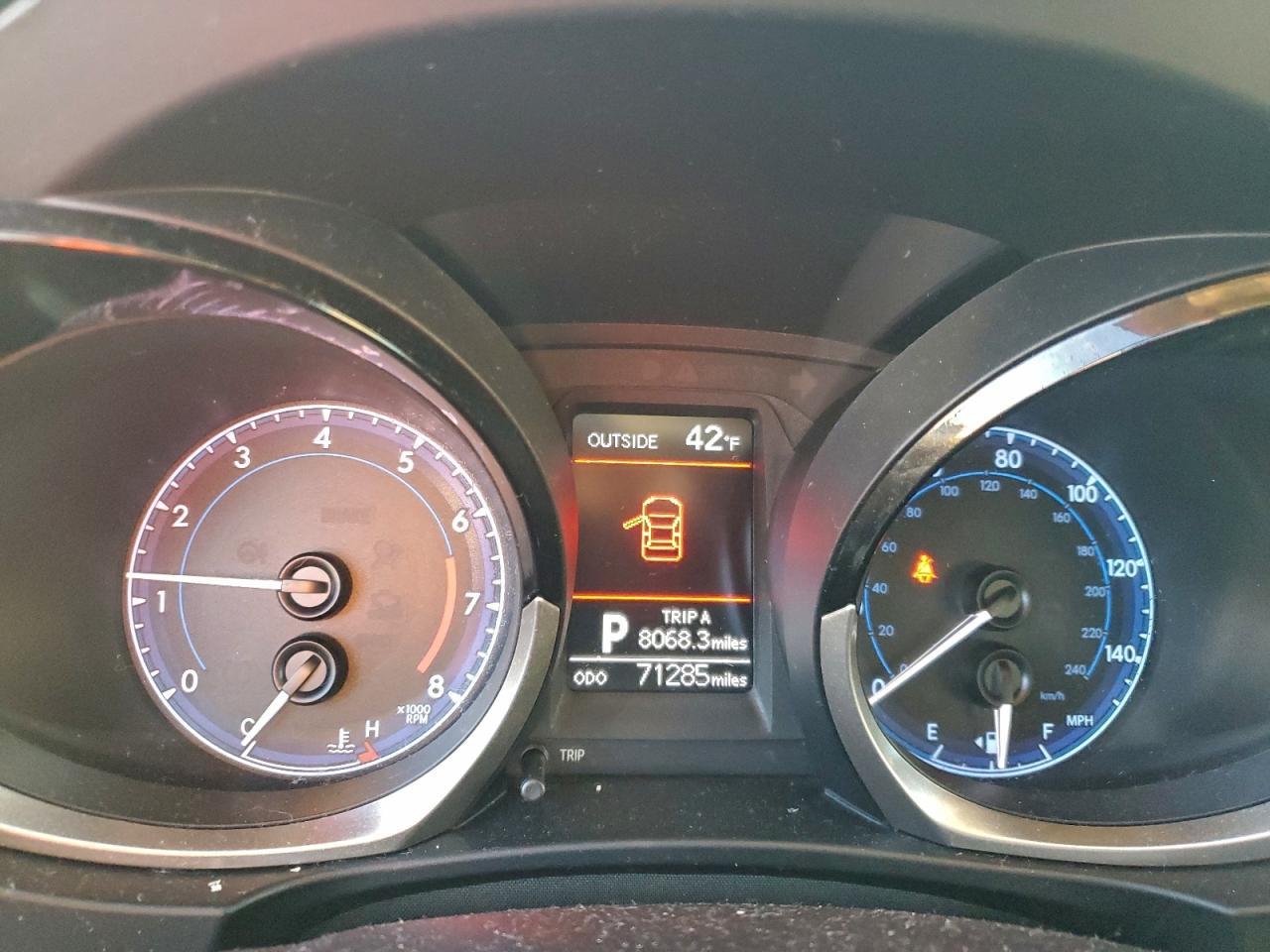 2016 TOYOTA COROLLA