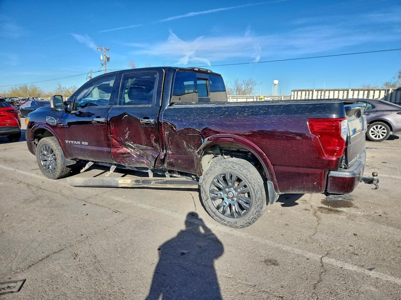 2017 NISSAN Titan
