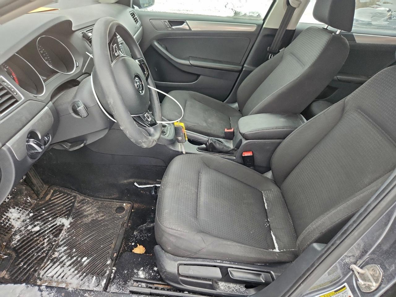 2015 VOLKSWAGEN JETTA