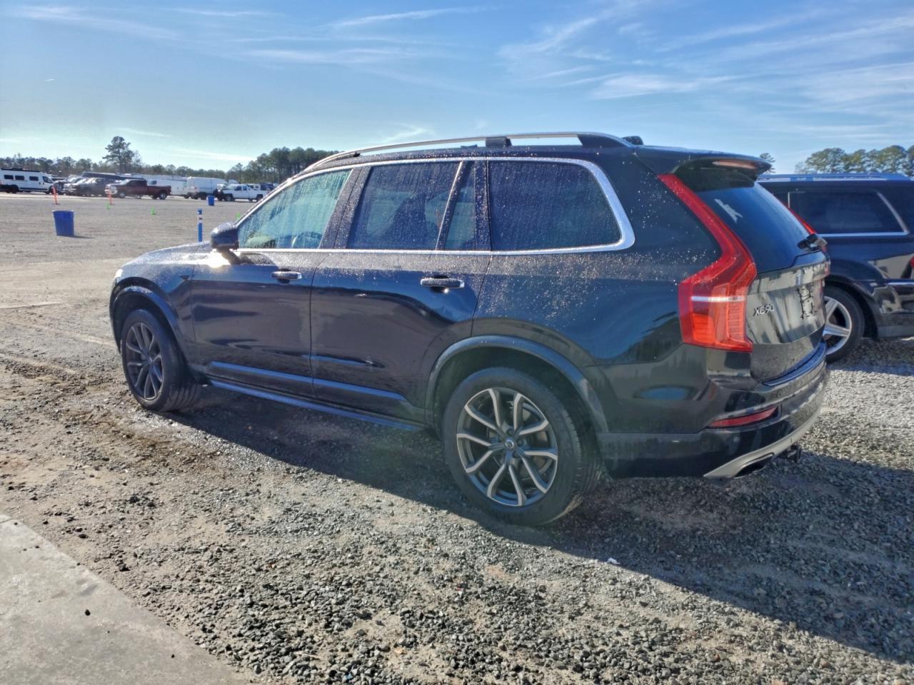 2016 VOLVO XC90