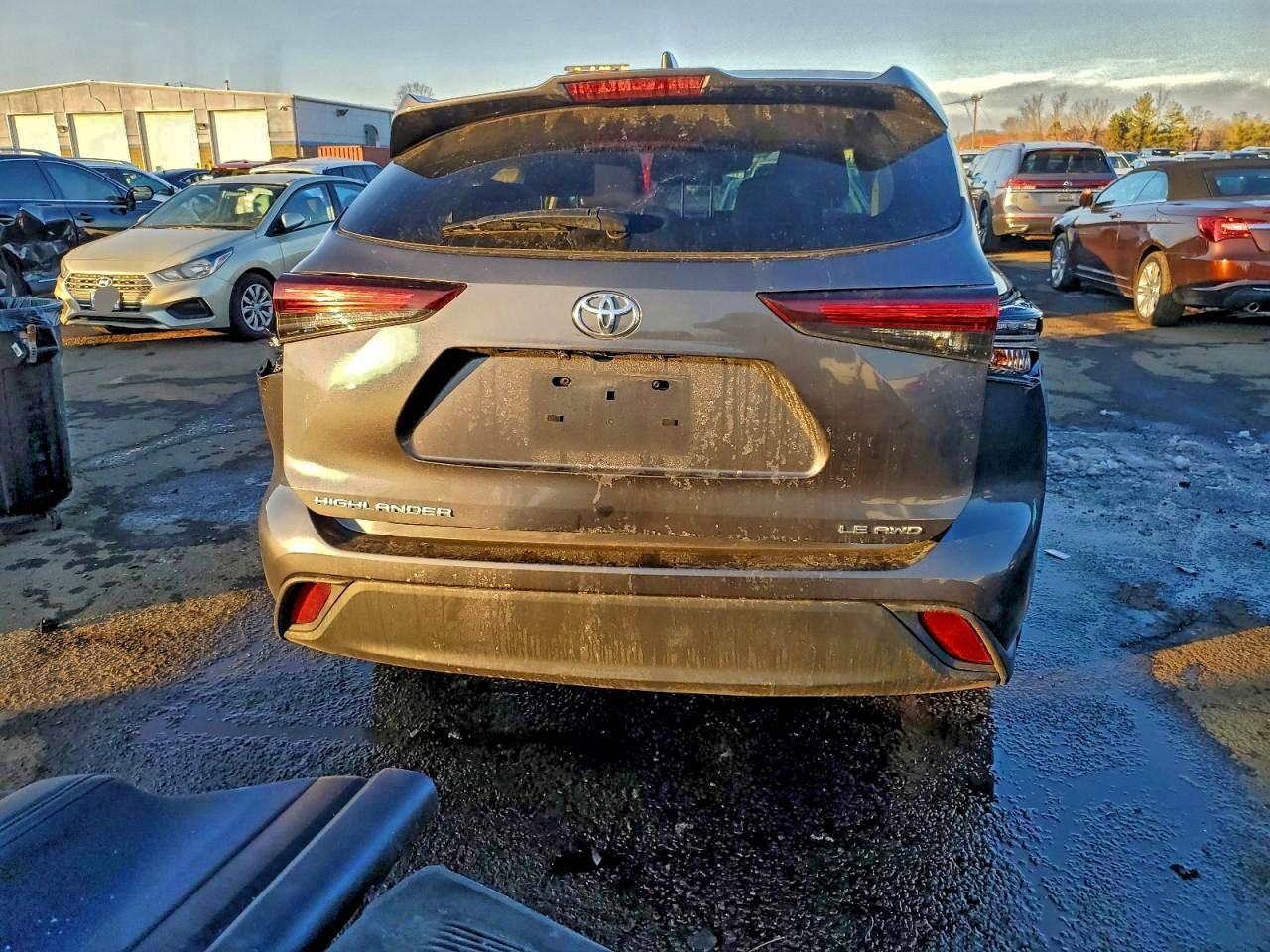 2024 TOYOTA HIGHLANDER