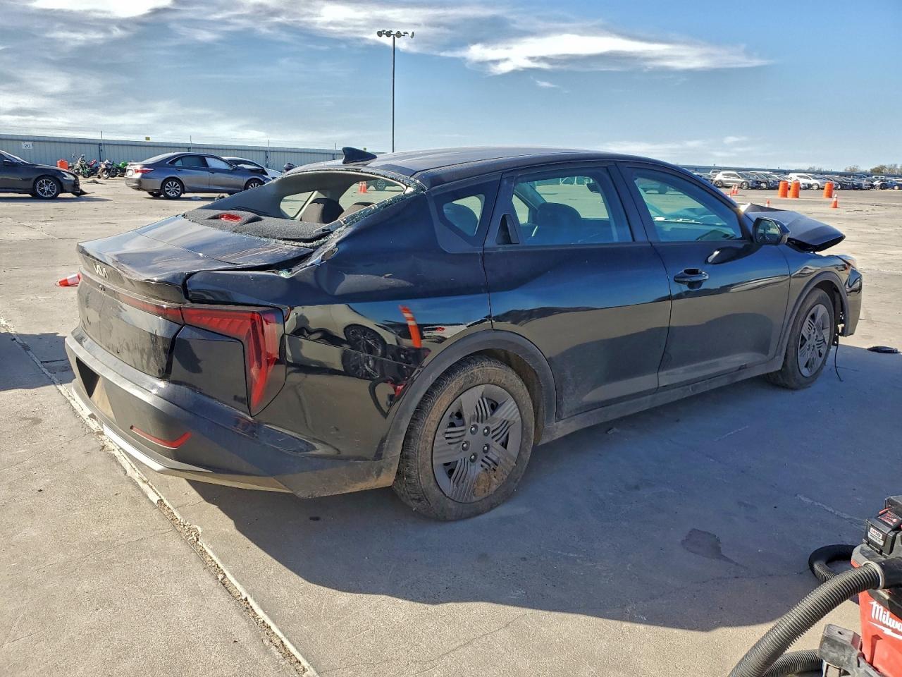 2025 KIA K4