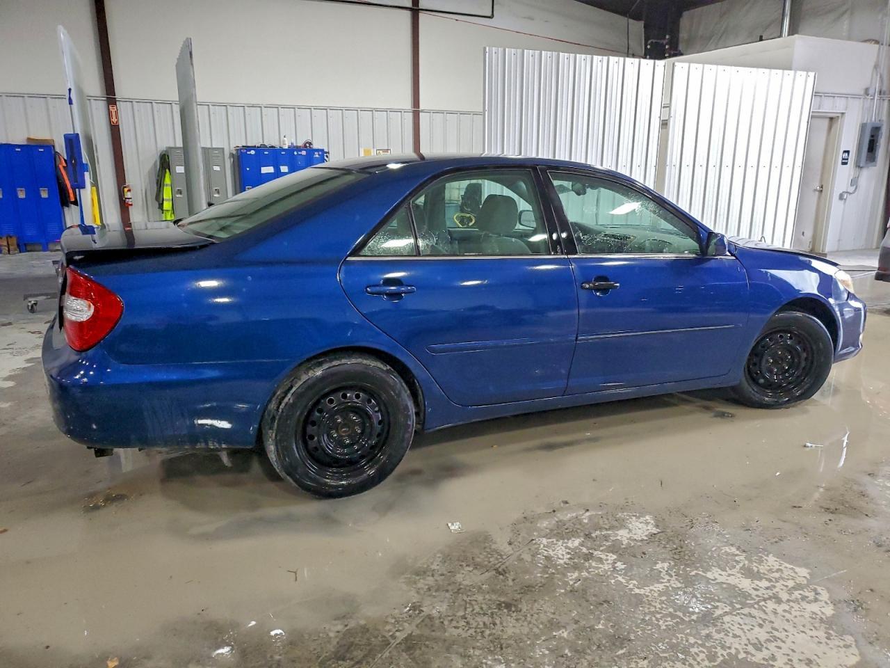 2004 TOYOTA CAMRY