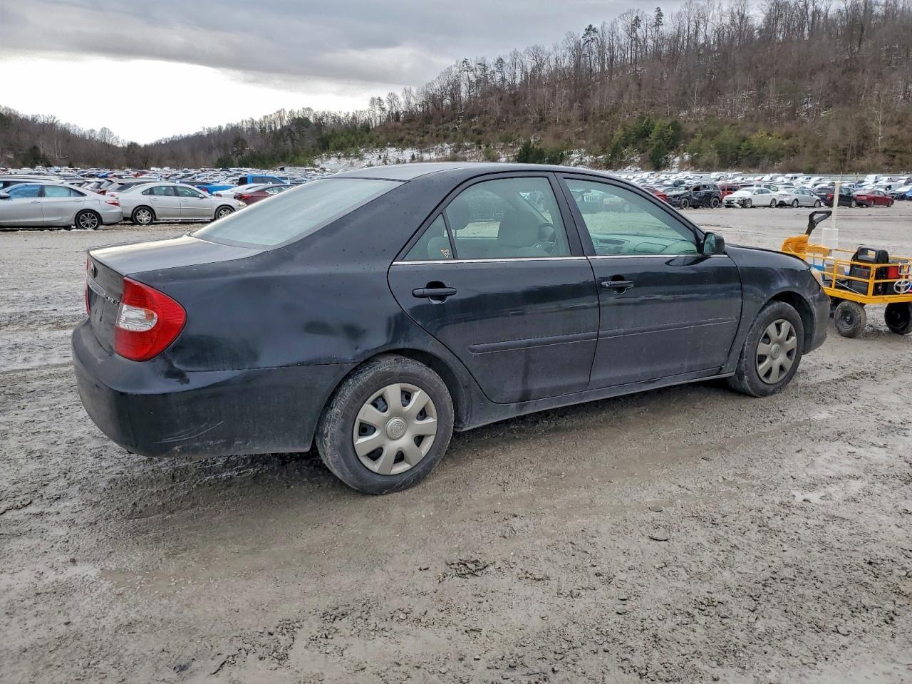 2004 TOYOTA CAMRY