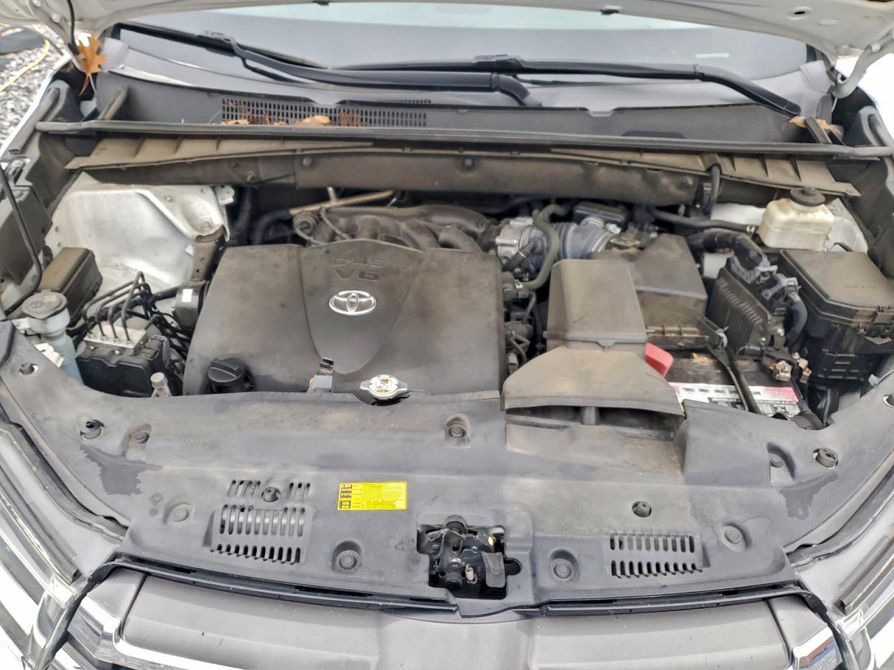 2018 TOYOTA HIGHLANDER