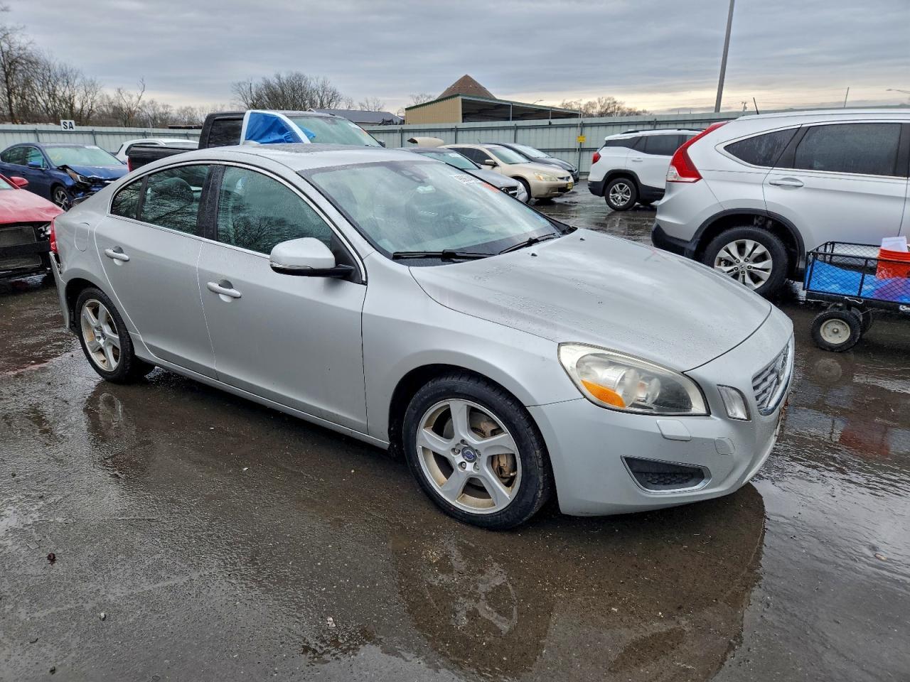 2012 VOLVO S60