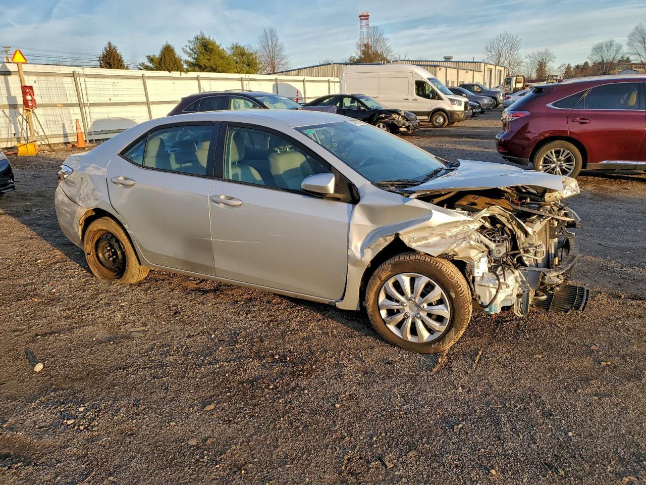 2016 TOYOTA COROLLA
