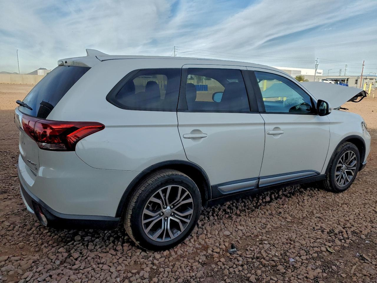 2017 MITSUBISHI outlander