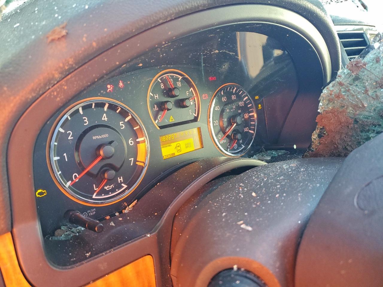2015 NISSAN Armada