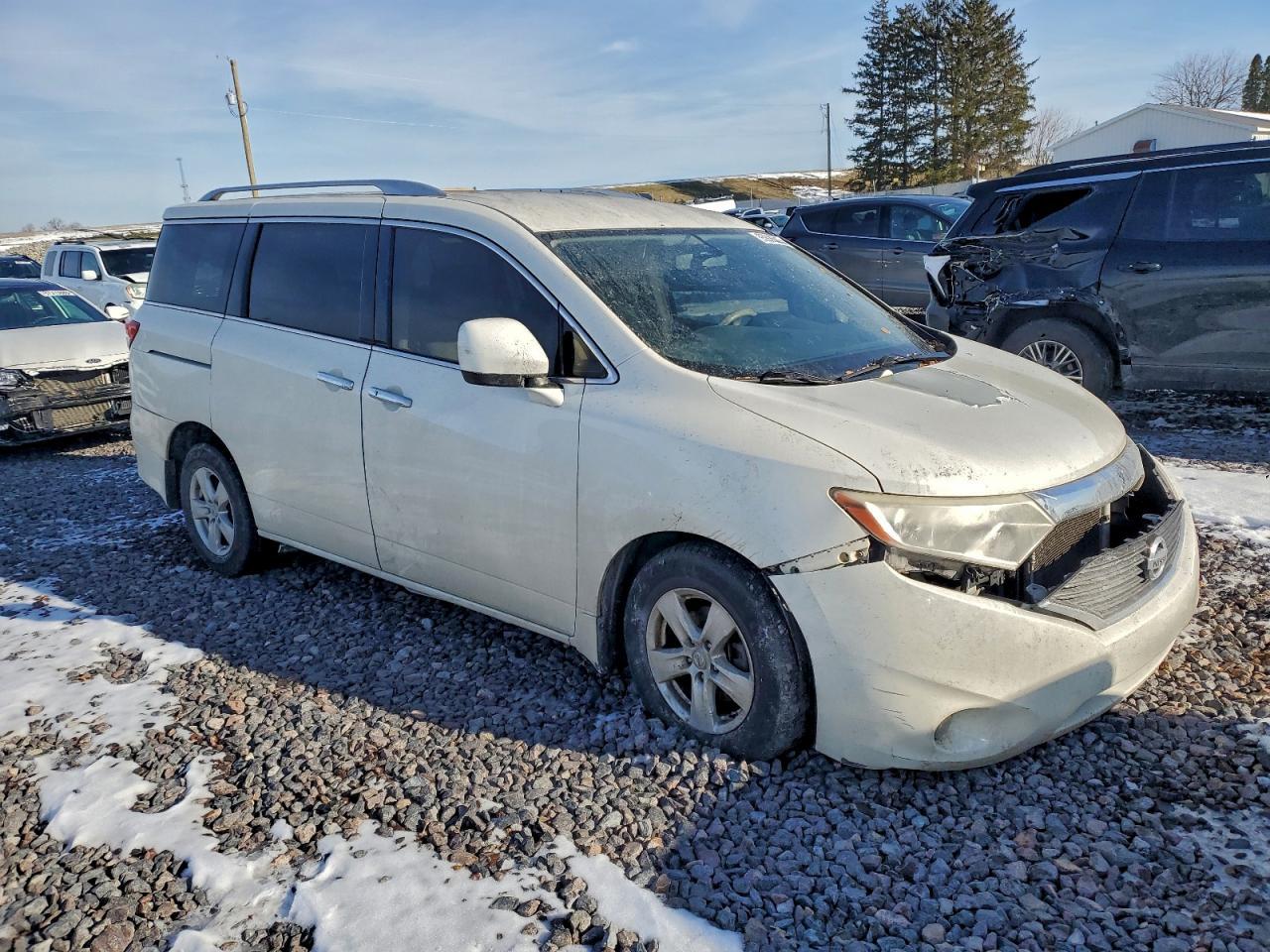 2014 NISSAN Quest