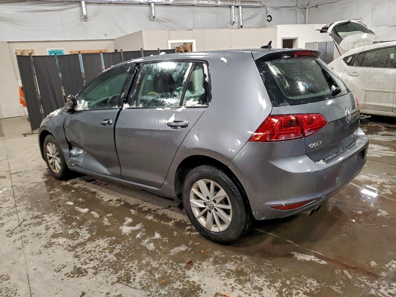 2015 VOLKSWAGEN GOLF